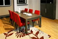 responsive-web-design-classic-luxury-furniture-store-00067-dining-table-01